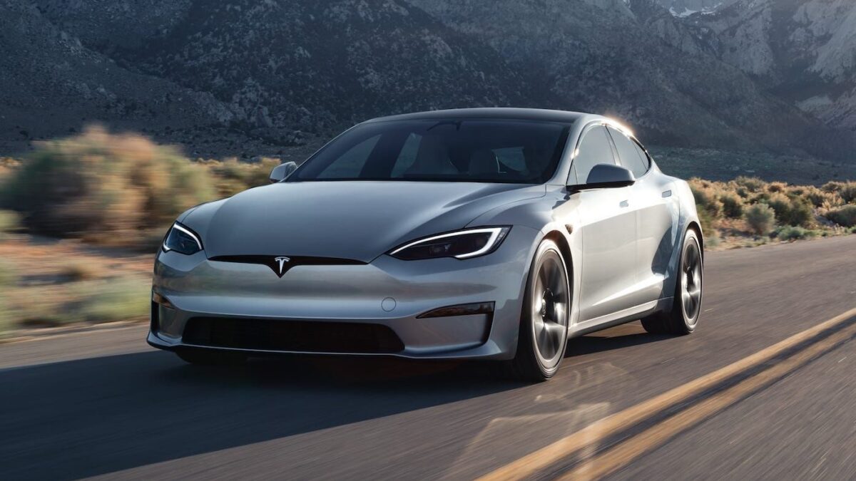 avto-tesla