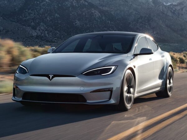 avto-tesla